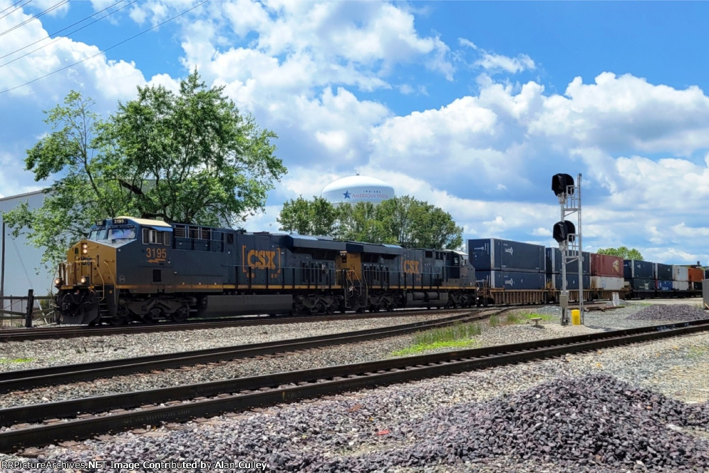 CSX 3195